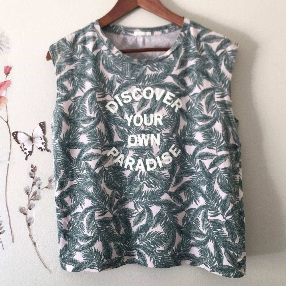 5/$25 GU || Tropical Palms Tee sz L